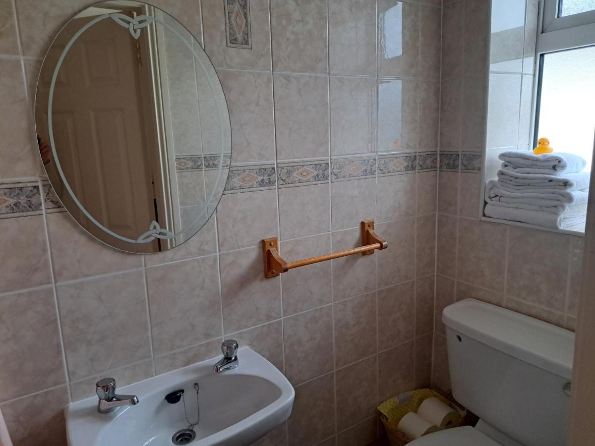 Apartamento Bearstone House Loughrea Exterior foto